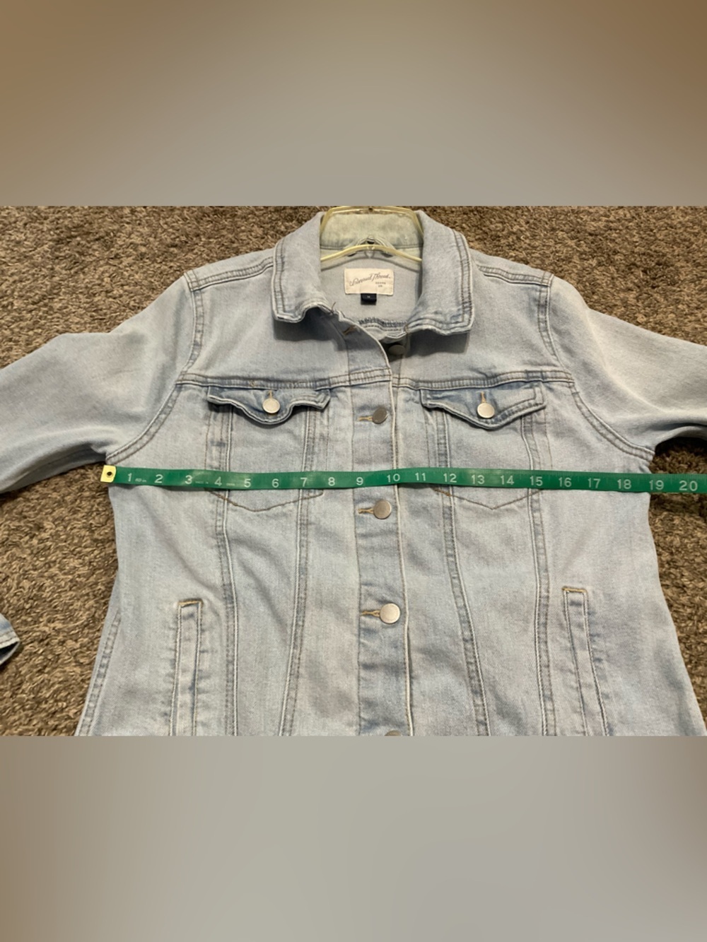 Universal Thread Light Wash Stretch Denim Jean Jacket - Medium - Picture 5 of 6